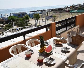 Apartment with Sea View