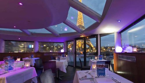 Double Room with Dinner and River Cruise on the Seine Included
