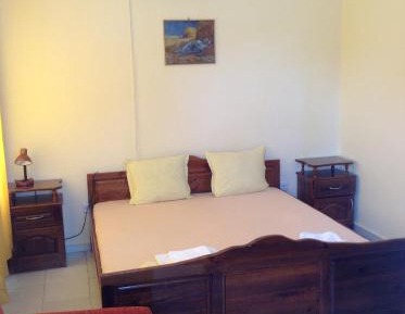 Double Room (2 Adults + 1 Child )