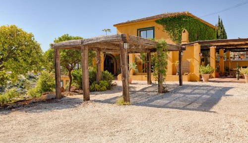 Six-Bedroom House