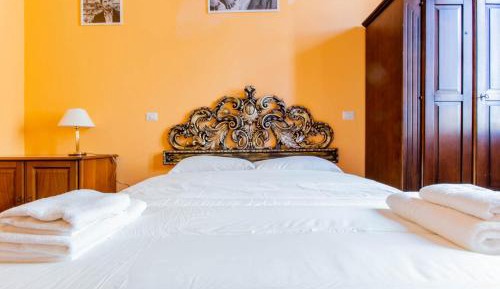 Double Room with Private External Bathroom