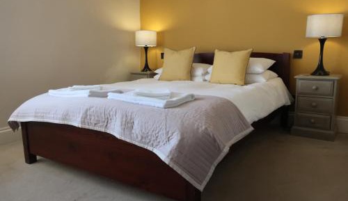 Deluxe Double Room with Bath