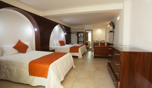 Triple Room with Private Bathroom