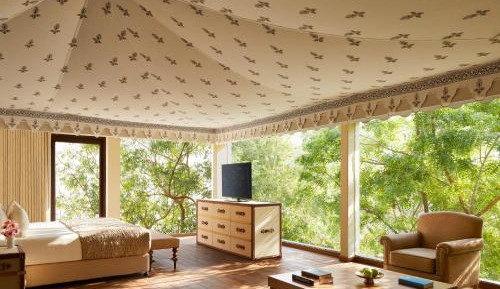 Regal Tent Suite With Panoramic View