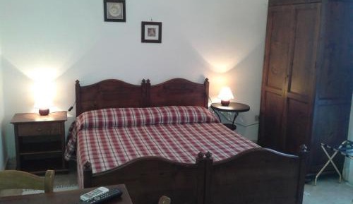 Studio (2 Adults)
