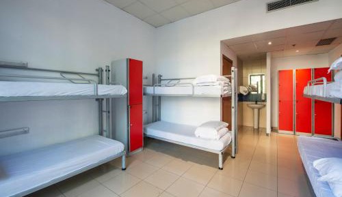 Bed in 8-Bed Mixed Dorm Ensuite