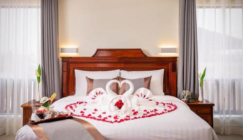 Mony Reach Suite With Balcony