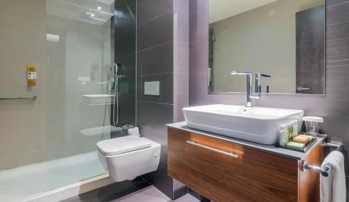 Superior Suite Twin Beds