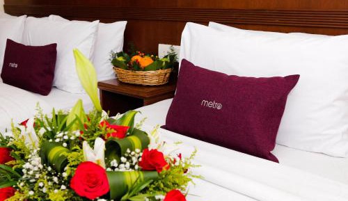 Family Triple (01 King bed & 01 Single bed ) 