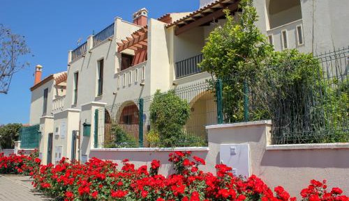 Three-Bedroom Townhouse