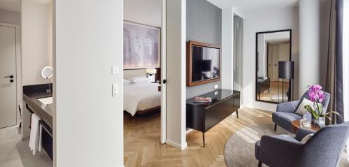 Andaz Suite