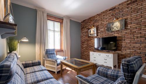 Deluxe Apartment No. 3