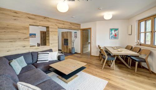 Premium Apartment Top 8