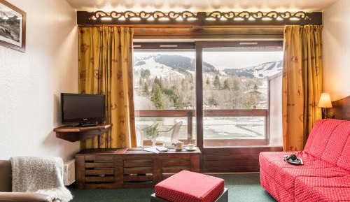 Studio with Balcony (4 People)