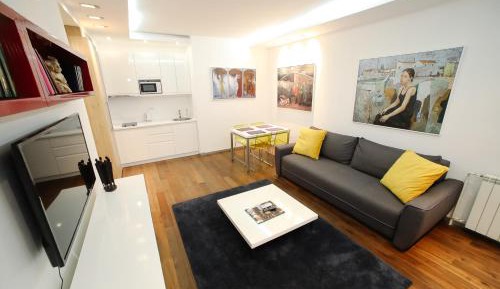 Superior Apartment