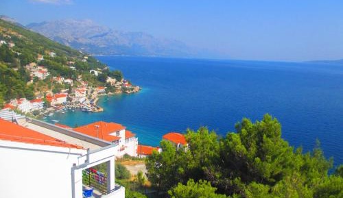 Superior One-Bedroom Apartment with Sea View