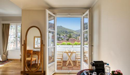 Executive Double or Twin Room with Balcony