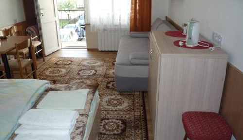 Triple Room with Private Bathroom