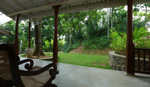 Family Room with Garden View