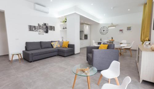 Superior Apartment