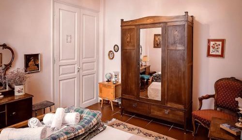 Standard Double Room with Shared Bathroom