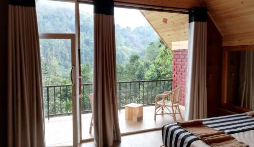 King Room with Mountain View
