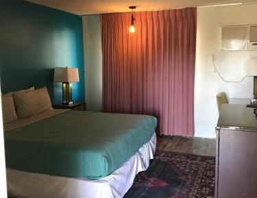 King Room with Mountain View