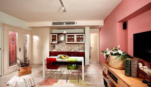 Deluxe Seven-Bedroom Villa