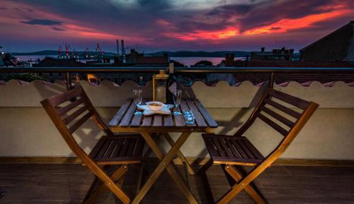 Studio with Sea View and Balcony