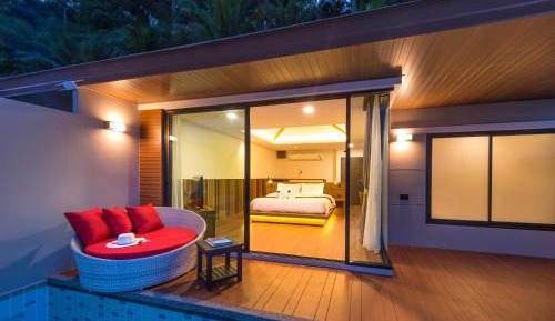 Mountain Pool Villa with bathtub