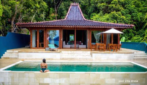 Two-Bedroom Pool Villa Seaview