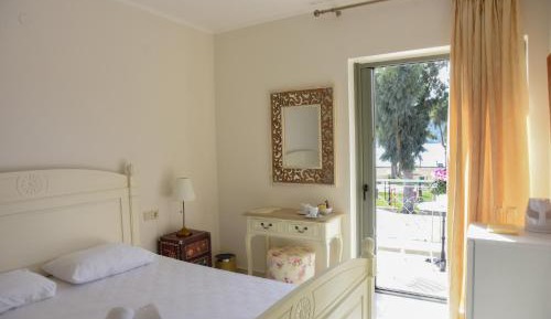 Deluxe Double Room with Sea View