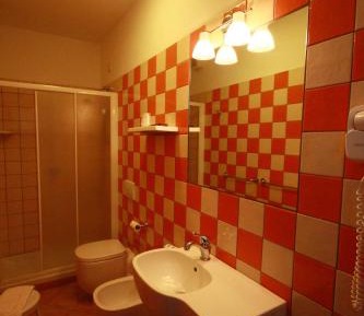 Family Room (2 Adults + 2 Children) - Annex
