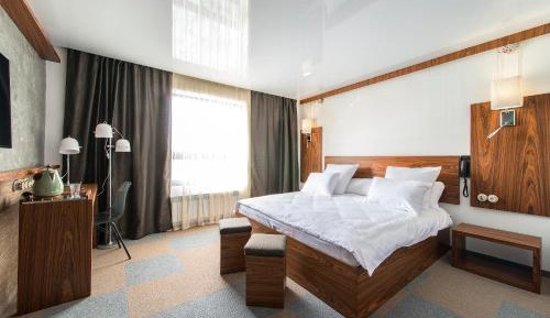 Superior Double Room with Bathroom