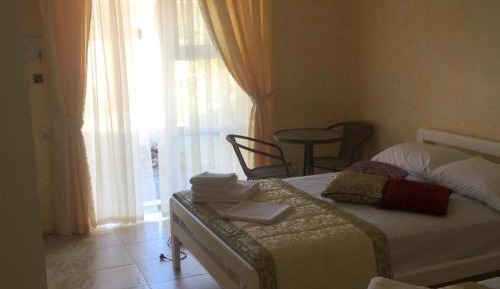 Triple Room with Terrace