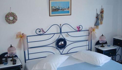 Studio with Sea View (2 Adults)