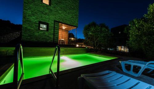 Villa with Private Pool and Sea View