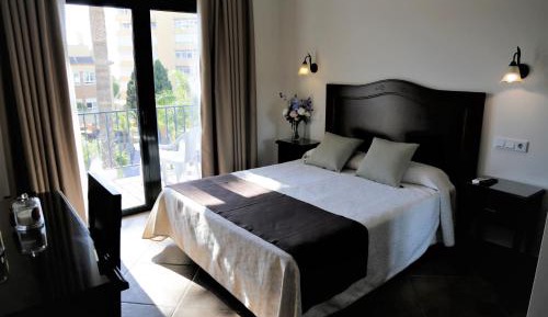 Double or Twin Room with Balcony