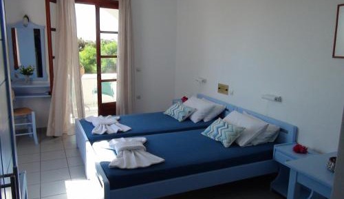 Studio with Sea View (2 Adults)