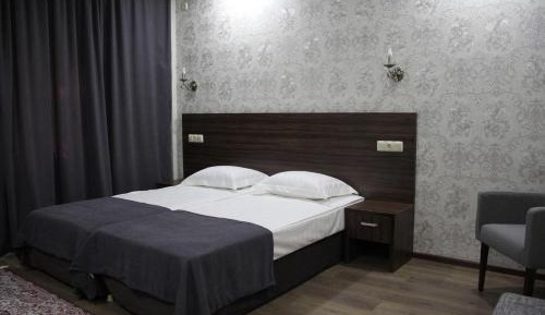 Twin Room with Private Bathroom