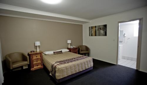 Executive Queen Room