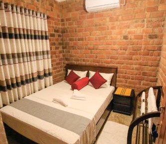 Double Room with Shared Bathroom