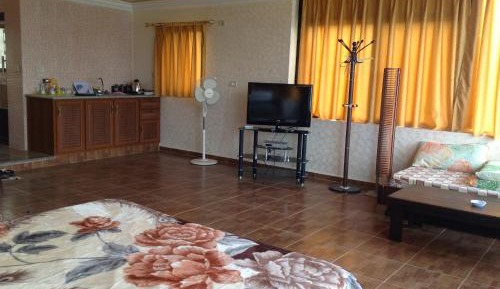 Deluxe Triple Studio with Lake View