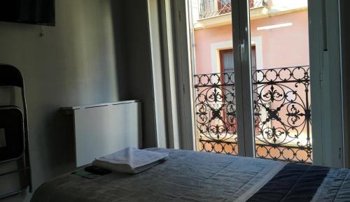 Single Room with Private Bathroom