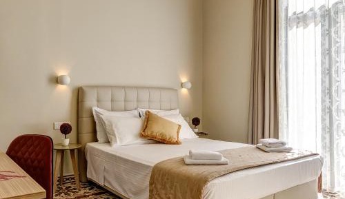 Junior Suite with Balcony