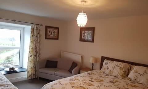 Triple Room with Bathroom