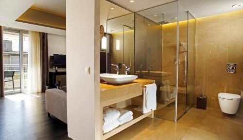 Suite with Balcony