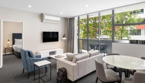 One Bedroom Suite 