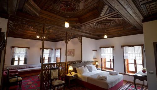 King Suite with Spa Bath