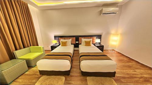 Deluxe Twin Room